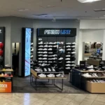 Melhores lojas de tênis no Bronx, Nova York, onde a cultura sneaker ganha vida! Lojas de tenis em Miami florida lojas de tênis em Miami