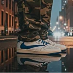 Zapatilla Air Jordan 1 Low OG Travis Scott x Fragment 2025 On Feet