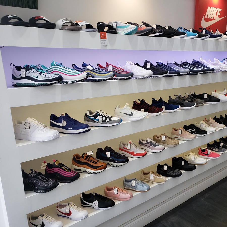 17 Best Sneaker Stores in Toronto Canada