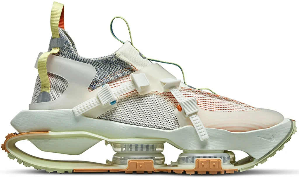 image futuristic shoe Nike ispa road warrior