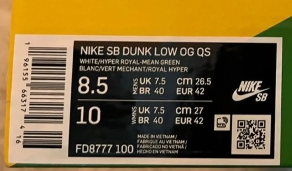 example of a Nike label with the QS acronym