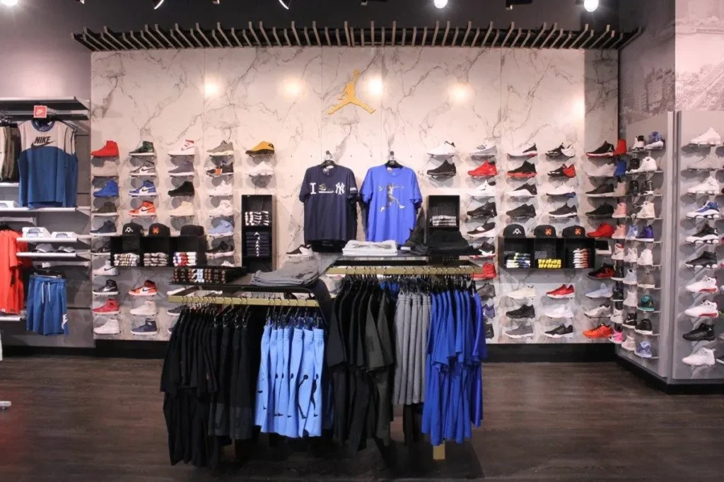 SNIPES (E Burnside Ave) Sneaker store SNIPES (E Burnside Ave)