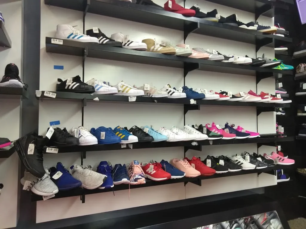 VIM Sneaker store VIM
