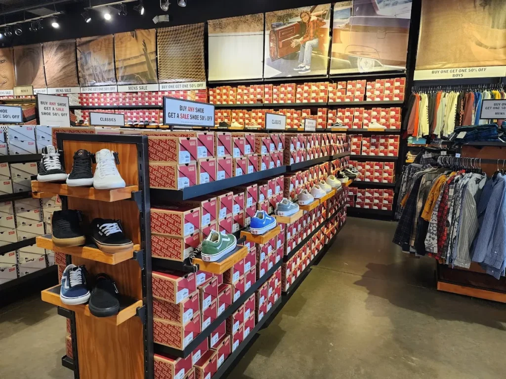 Vans Outlet in Orlando with a wide variety of brand models