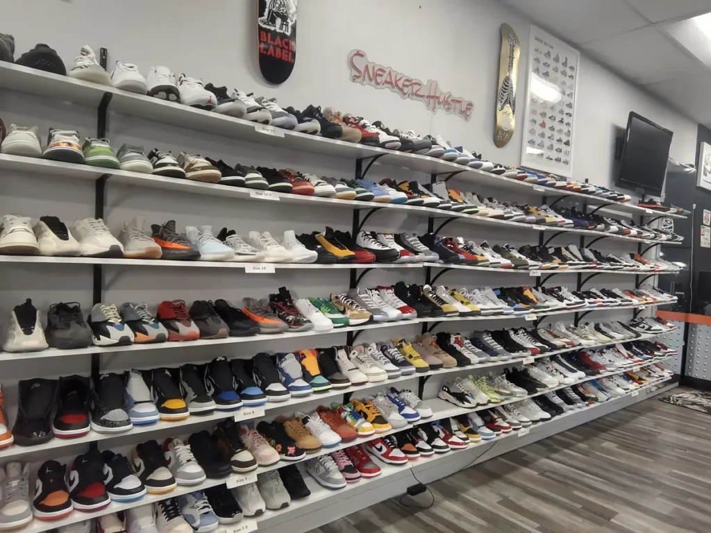 Loja de Calçados em Los Angeles Sneaker Hustle tênis e calçados em LA