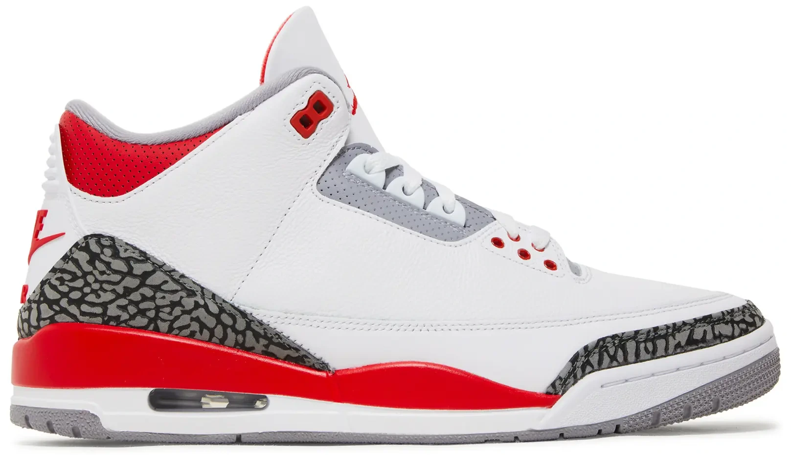 Air Jordan 3 Fire Red, 2022 edition